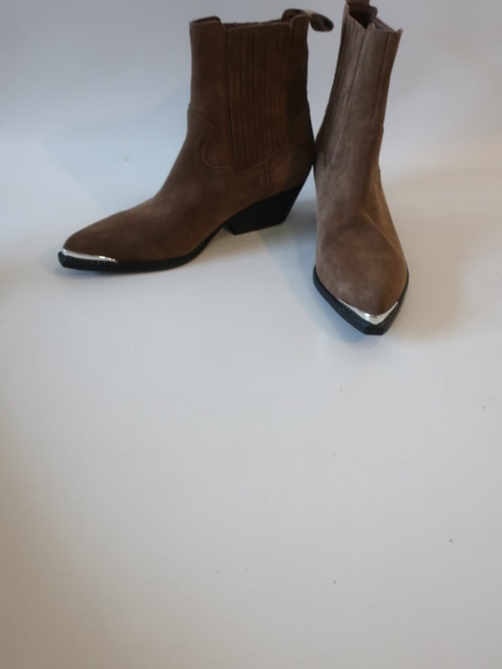 Womens Marc Fisher Brown Suede Pointy Ankle Boots 9 1/2